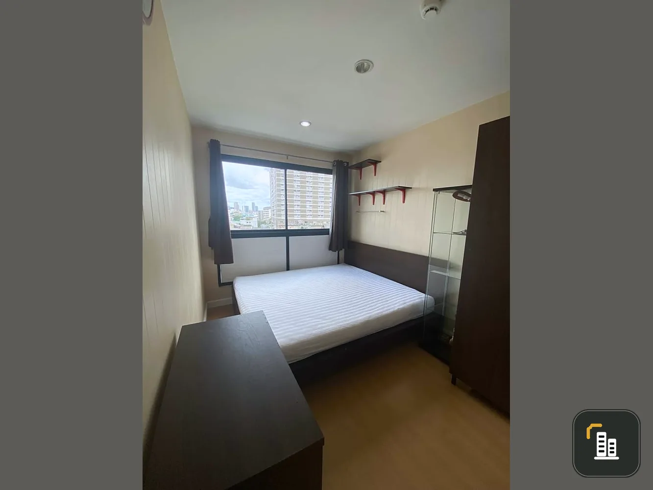 Condo for sale, Metro Sky Ratchada, 7th floor, open view, comes with furniture. The central section is full. Hurry and reserve it.