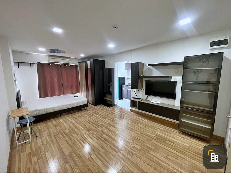 Condo for sale: The One Plus Srinakarin, 2nd floor, STUDIO room, simple decorated room. Can't reserve anymore.