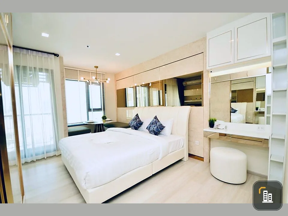 For rent: Studio Type, Fully furnished, beautifully decorated room, drag your luggage and move in at Life One Wireless.