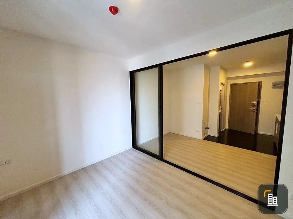 Selling down payment A Space Mega 2, 14th floor, Mega Bangna view, 1 bedroom, very good price, say you must reserve.