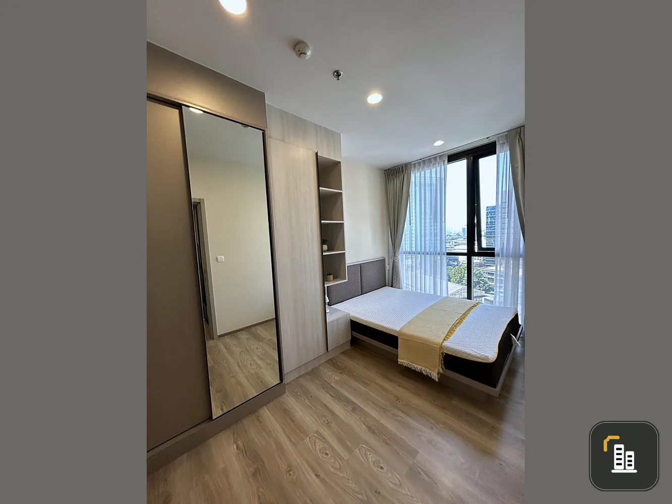 Condo for rent, Oka Haus Sukhumvit 36, beautiful room, fully decorated, just come and move in.