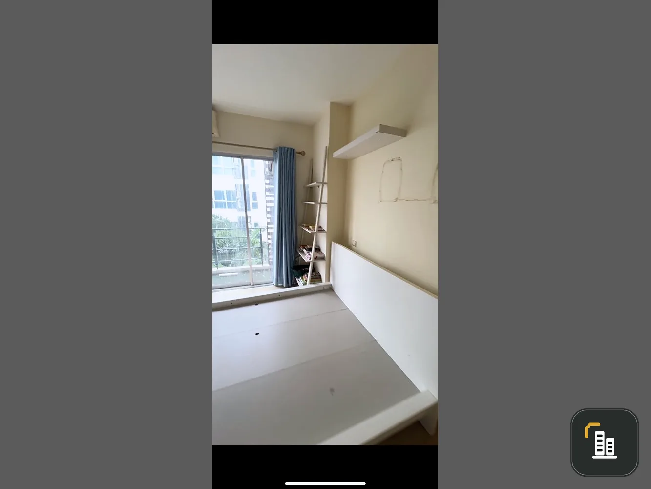 Condo for sale, Siri Metro Ratchada-Vibhavadi, is a condo with 3 rooms next to each other, corner room, very spacious room, hurry up.