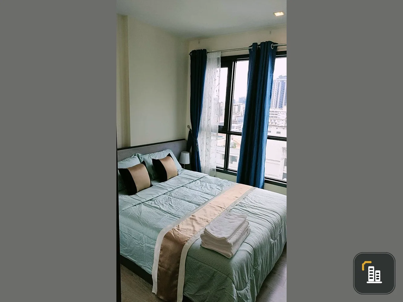 For sale: The Base Pattaya Klang (Pattaya Klang), 12th floor, great city view. Separate the room into proportions, separate kitchen, but you can stay