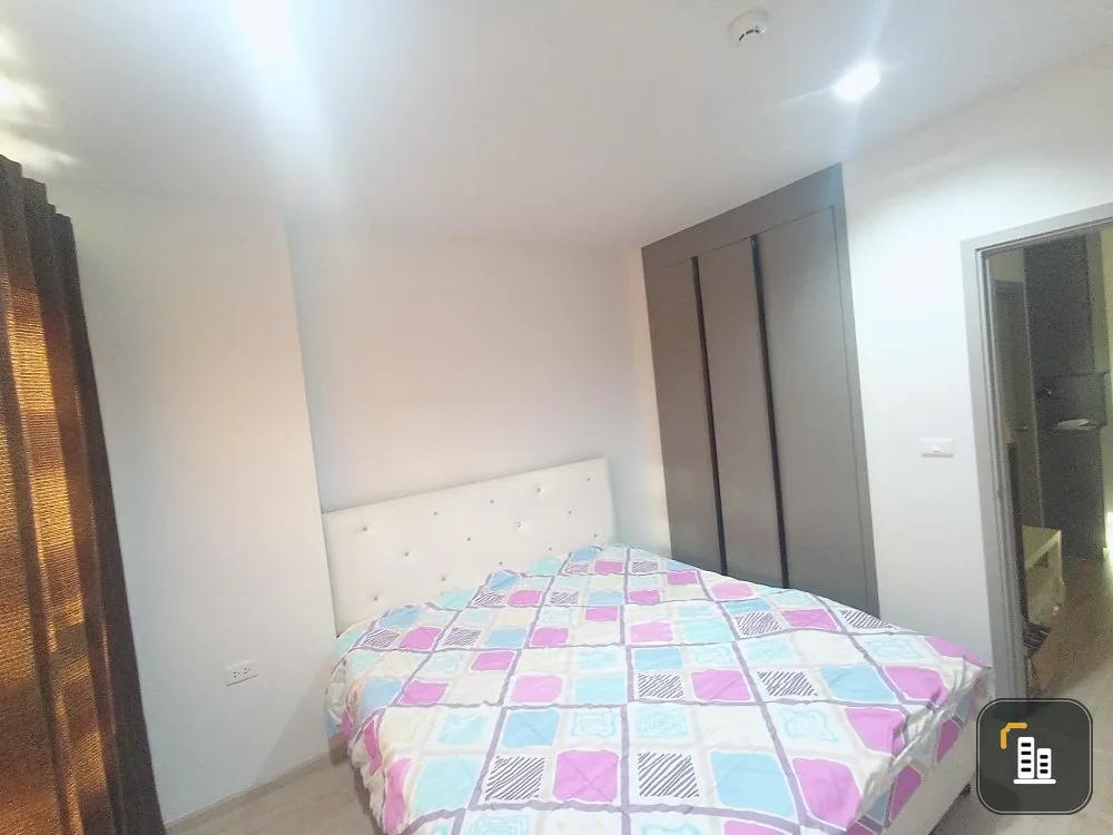 For sale: Ideo New Rama 9, simple decorated room. Divided into good proportions Just carry one bag and move in.