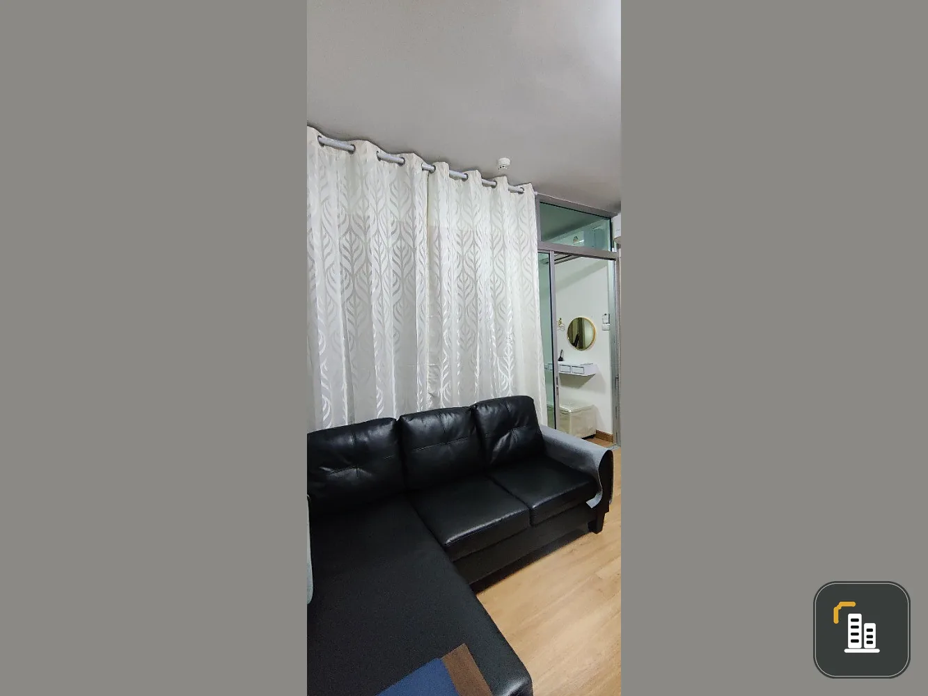 For sale for rent Supalai City Resort Ratchayothin-Phahonyothin 32, well decorated rooms. Big sofa, comfortable to sit on. Reserve now.