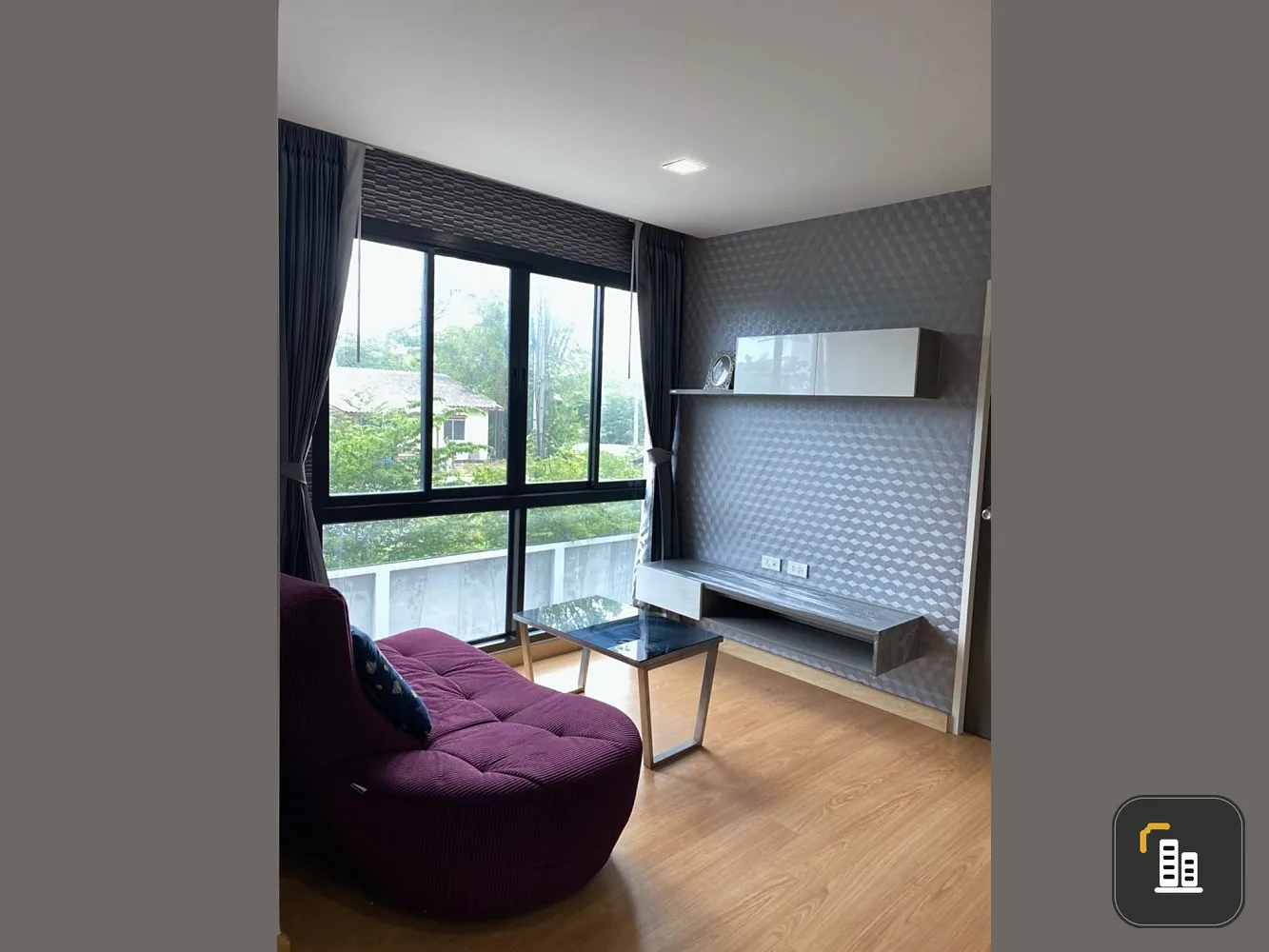 Condo for rent: The Private Paradise, 2nd floor, wallpapered throughout the room. Spacious and comfortable Book now, it's worth it.