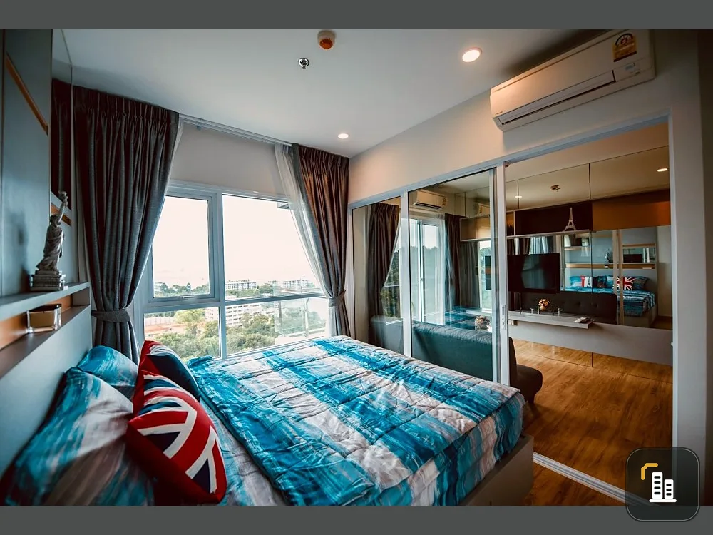 Condo for sale, The Zea Sriracha, 12th floor, extremely beautiful view, high ceilings, airy, nice room, hurry and reserve it.
