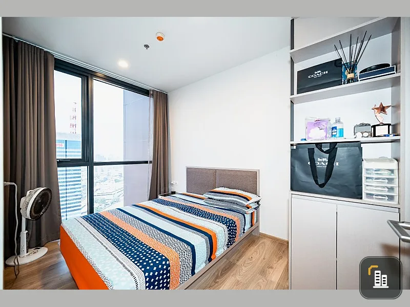 For sale: Oka House Sukhumvit 36, view of the Chao Phraya River curve, very beautiful. Full facilities, reserve now.