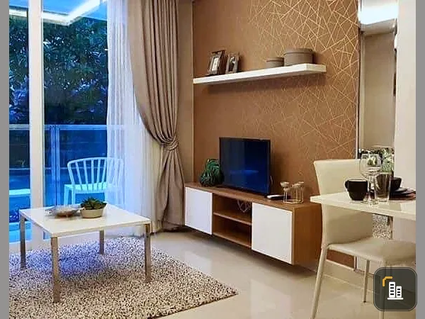 For sale: Amazon Residence Pattaya (Jomtien) decorated with wallpaper. The room next to the swimming pool is this good. Don't miss it.