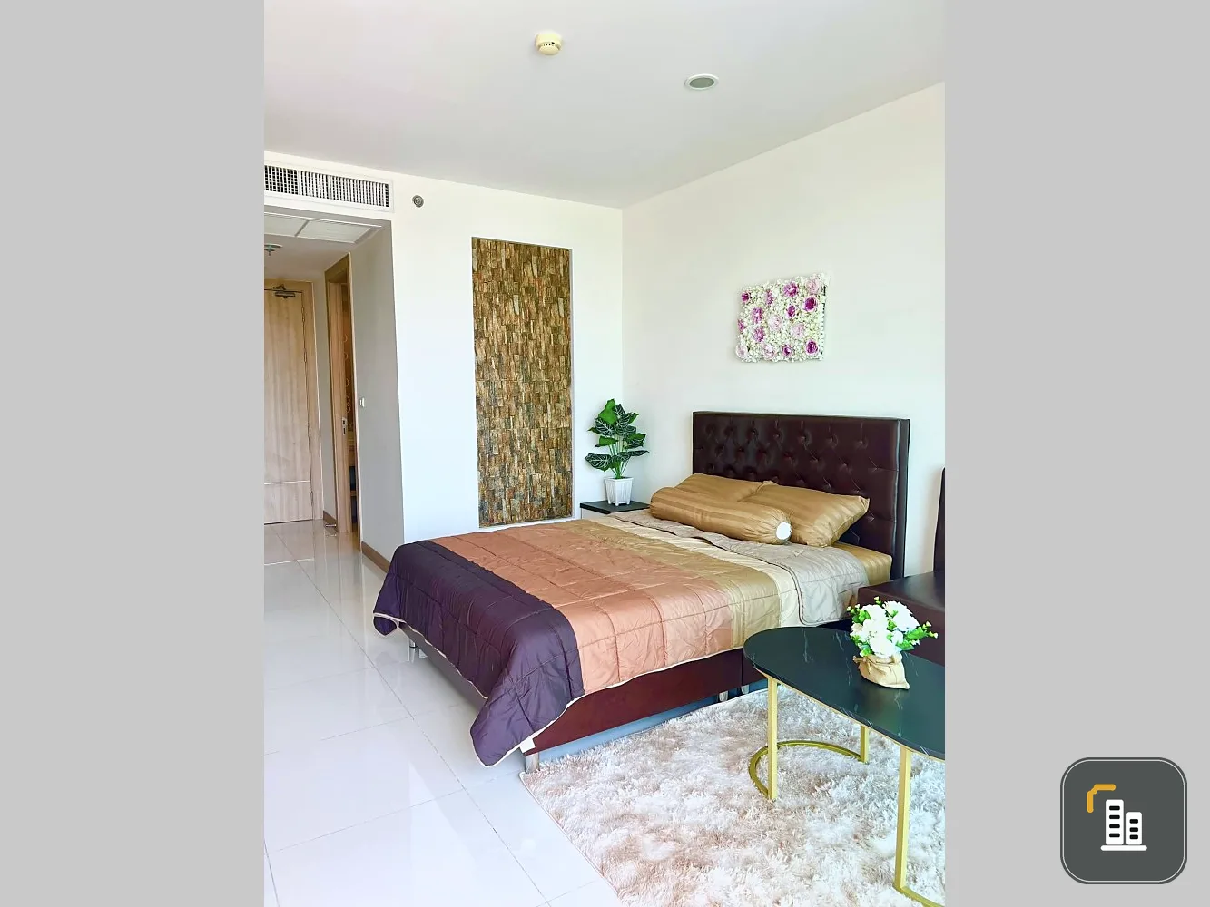For rent: The Riviera Wongamat Beach (North Pattaya), room ready to move in. Fully furnished, don't miss it.