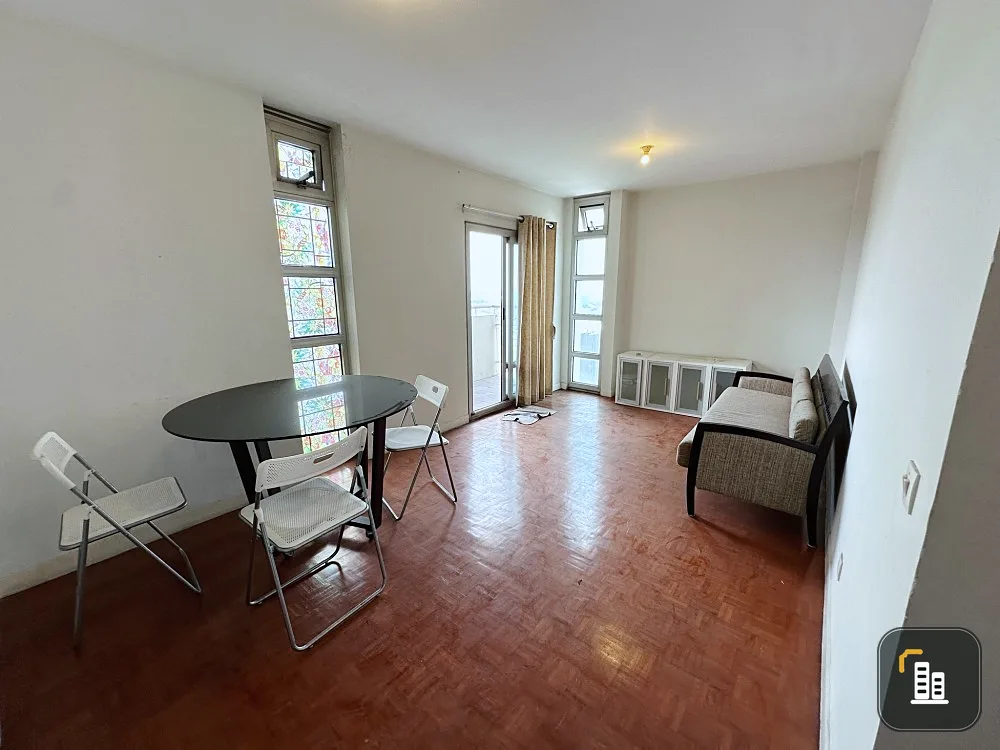 For sale: Victoria Lakeview Condominium, 12th floor, spacious room with usable space. Fully furnished, don't miss it.