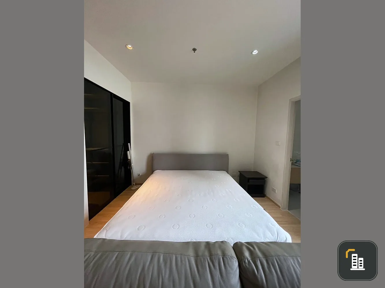Condo for rent, Villa Ratchathewi, 11th floor, city view, open and airy, comfortable, nice room to sleep, fully furnished, reserve now.