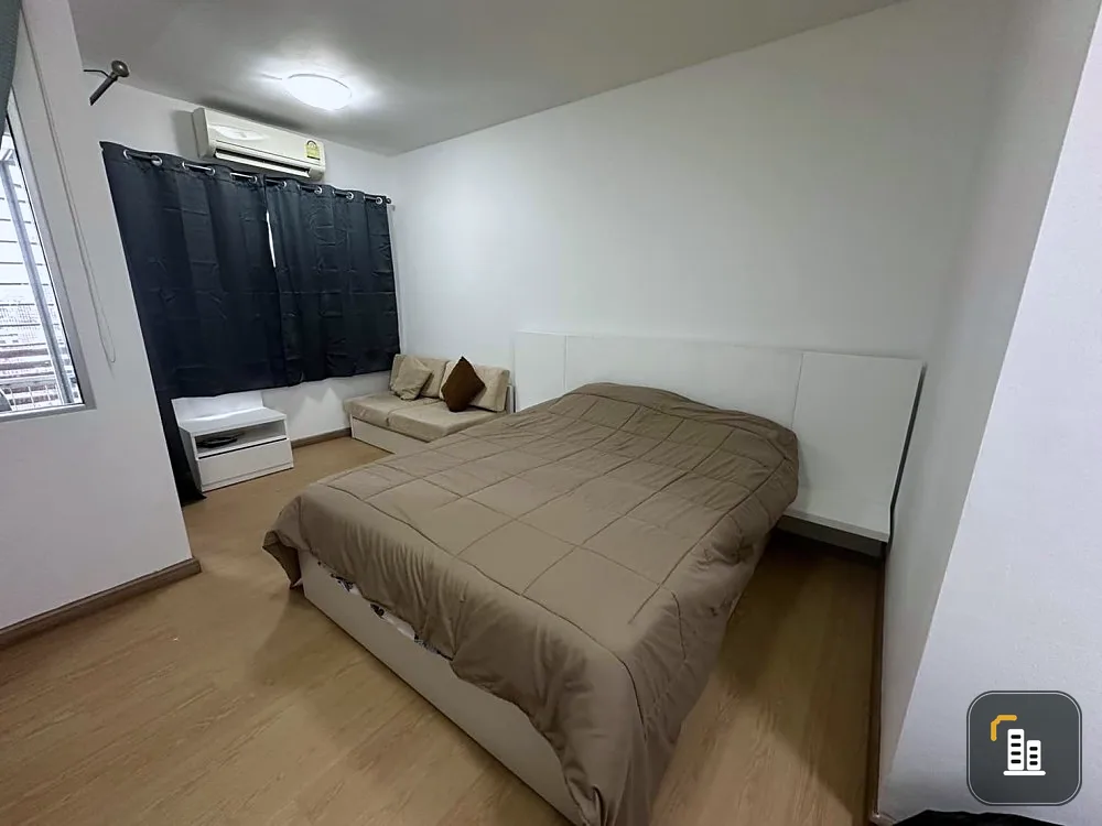 For sale or rent, A Space Asoke-Ratchada, 12th floor, open and airy view, simple decorated room. Ready to move in, just move in.