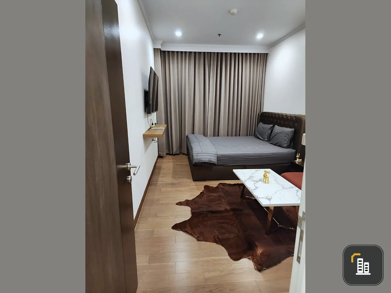 Condo for rent, Supalai Elite Surawong, 12th floor, open and airy view, fully furnished, electrical appliances, move in quickly.