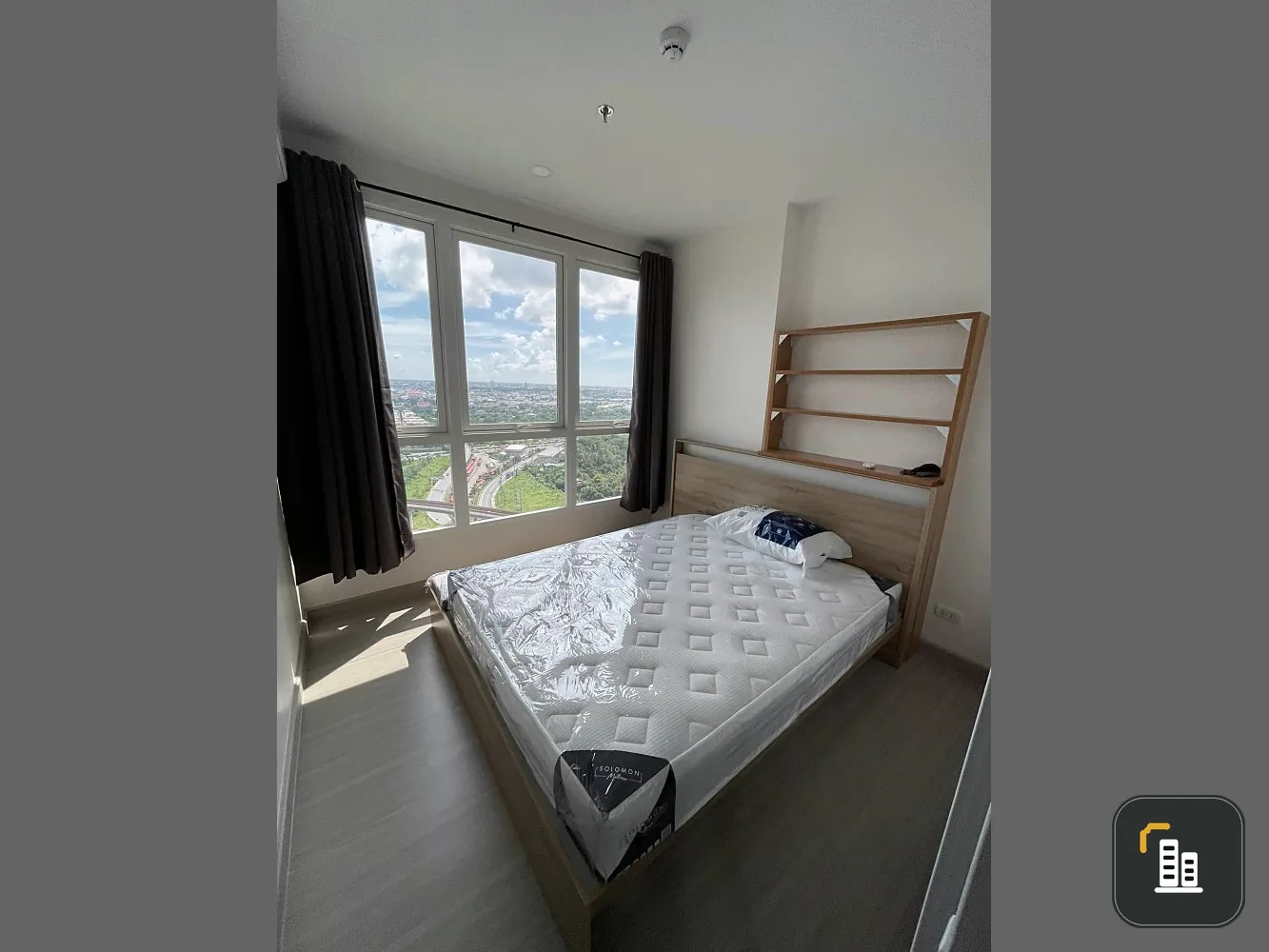 For rent, Supalai Loft Sathorn-Ratchapruek, 23rd floor, good natural view. Complete electrical appliances, don't miss out.