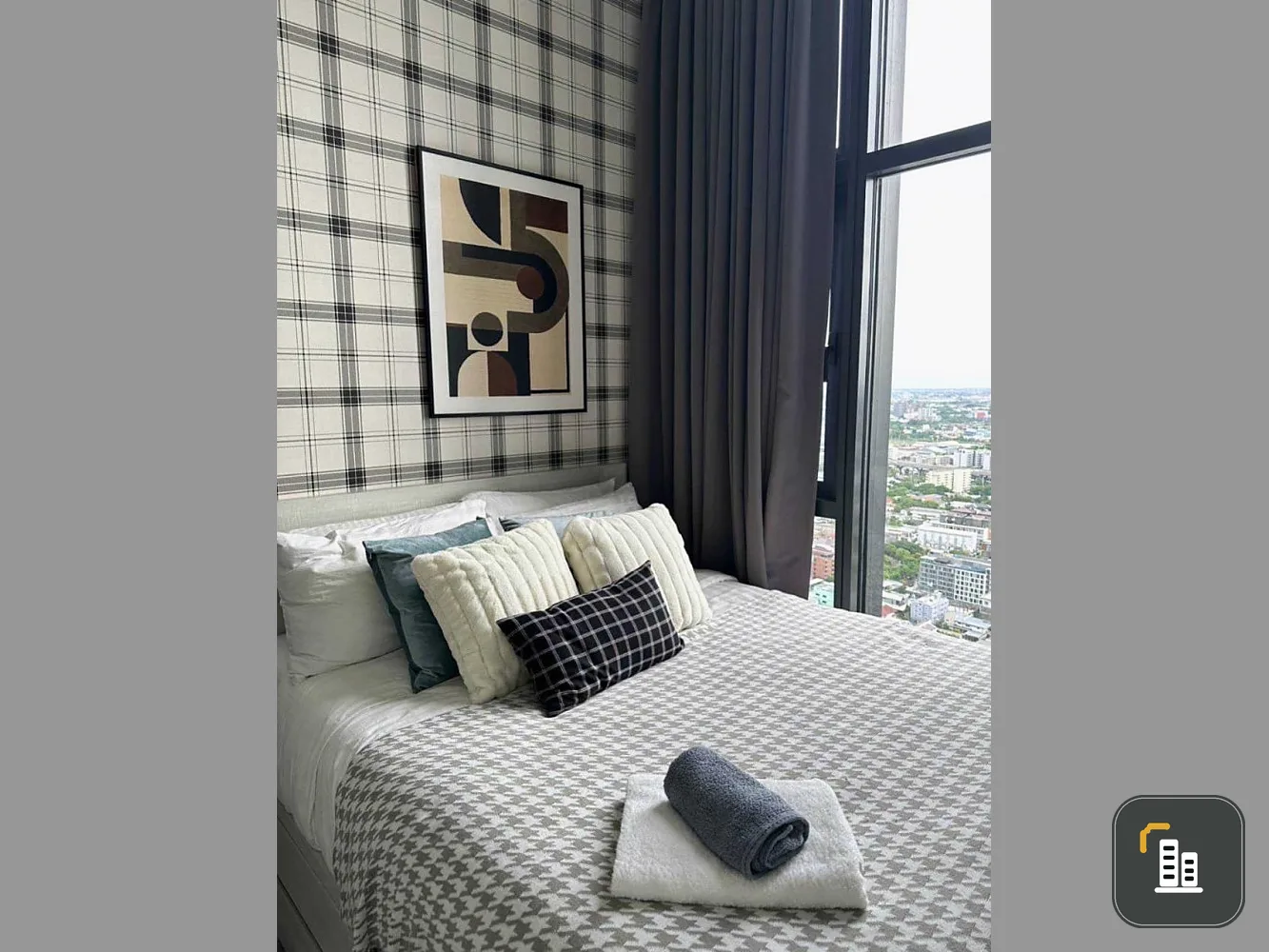 For rent, The Line Sukhumvit 101, 30th floor, open and airy view, nice to sleep, decorated room, ready to move in. You can come in and stay.