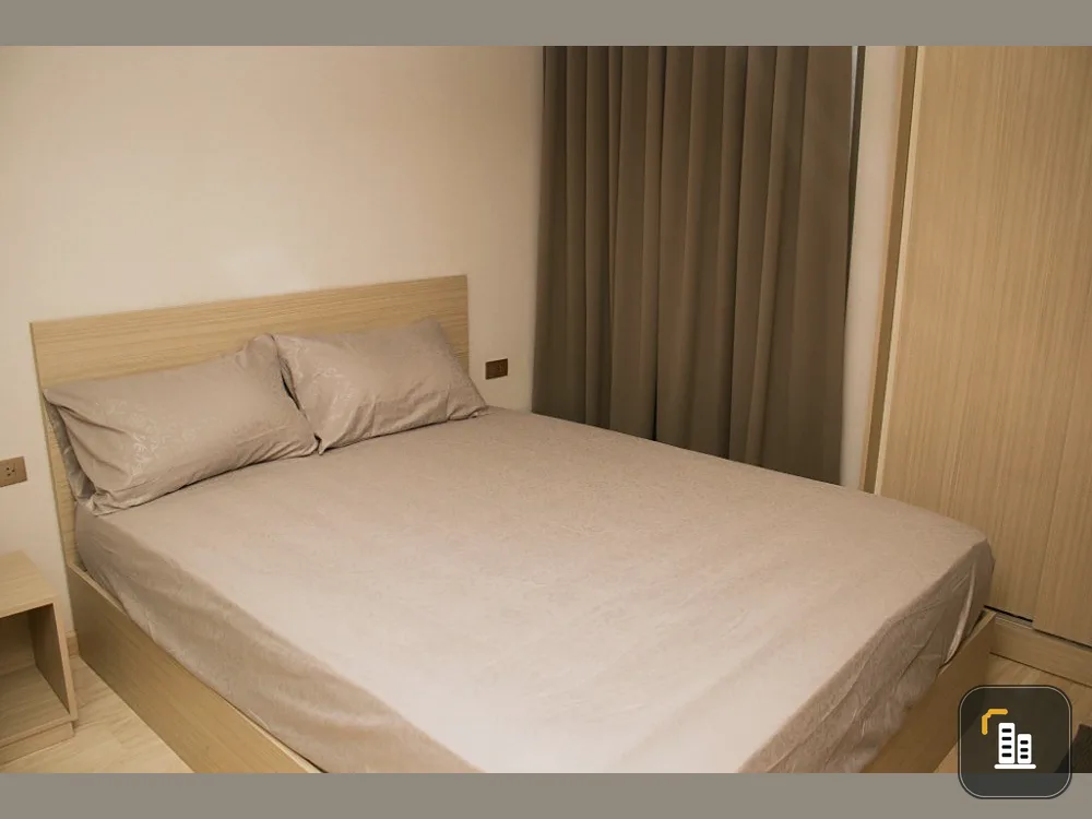 For sale: T-One Phahon Yothin 32, large front room. Fully furnished, great price, reserve quickly.
