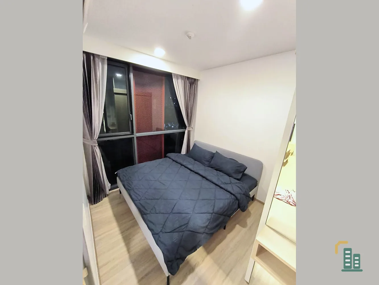 Condo for sale or rent, Taka Haus Ekamai 12, good location, convenient travel, complete amenities.