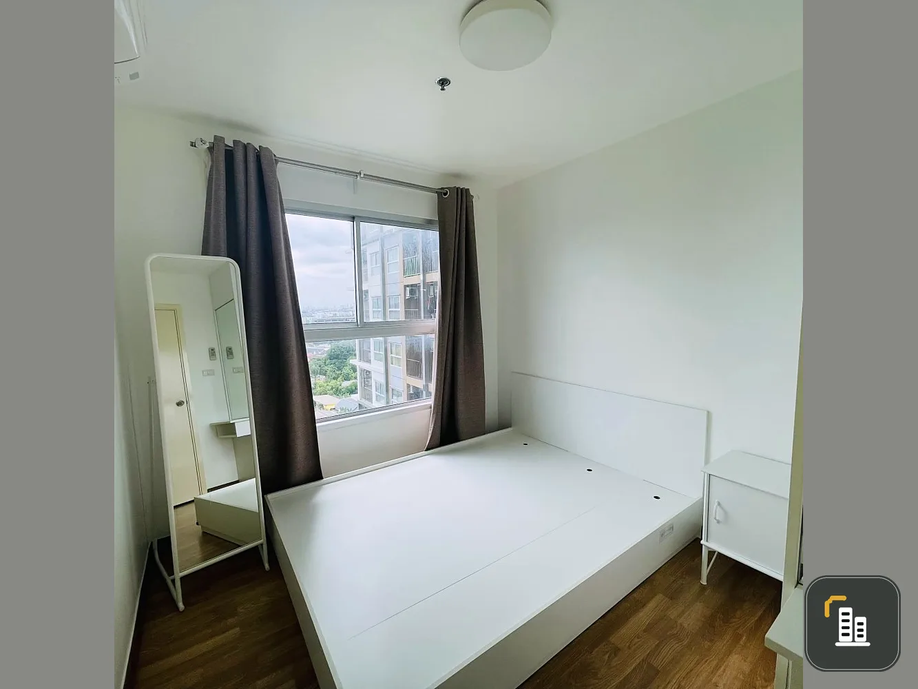 For sale: The Trust Condo Ngamwongwan, unblocked view, 1 bedroom, fully furnished. You can just come in and stay.