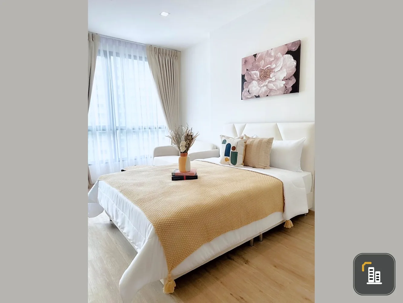 For rent: The Rich Rama 9-Srinakarin. The room is decorated very nicely. Complete electrical appliances Hurry and reserve it quickly.