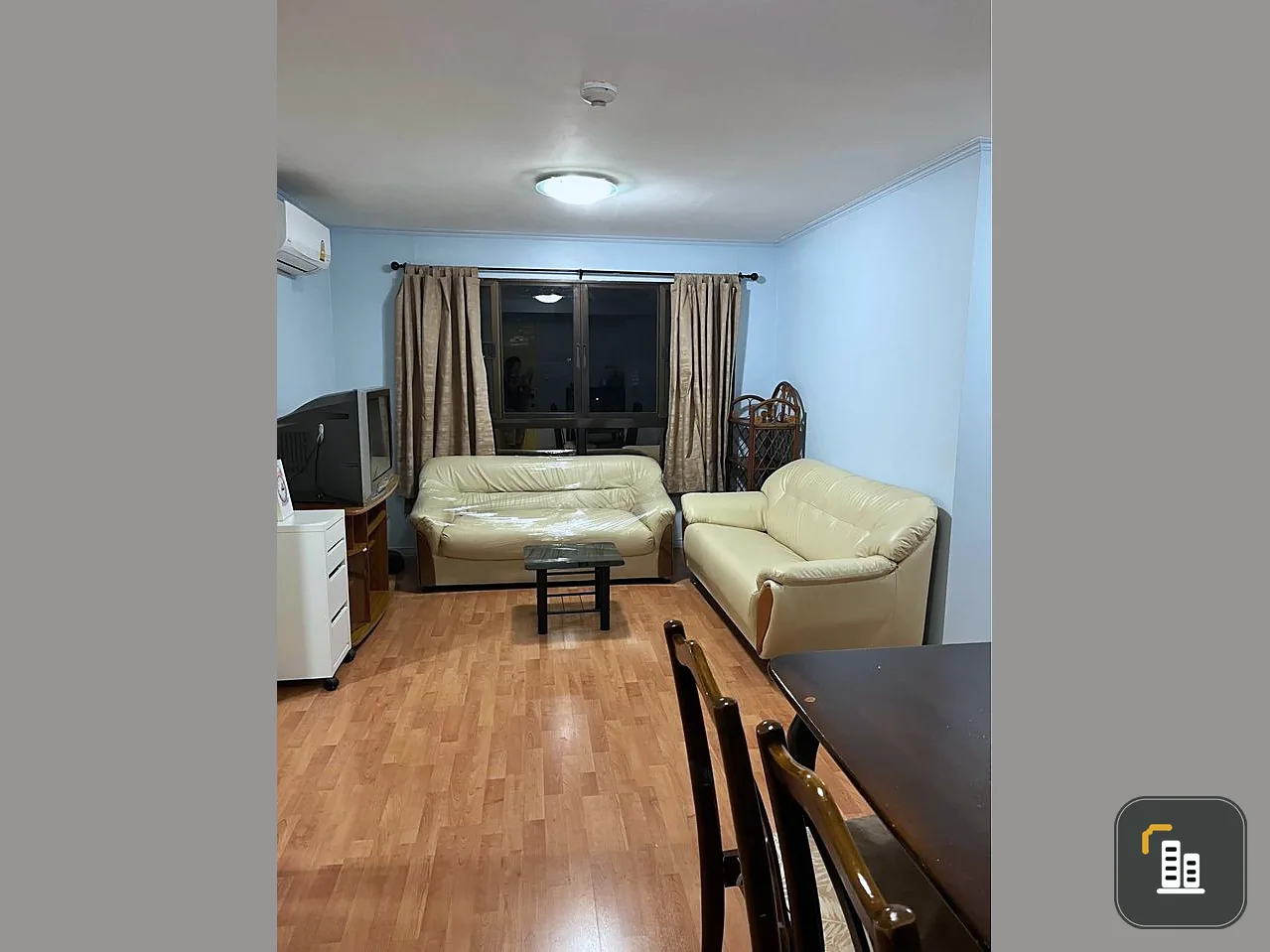 For rent, Lumpini Place Suanplu-Sathorn, 2 bedrooms, 1 bathroom, east side, fully furnished, ready to move in, book now.