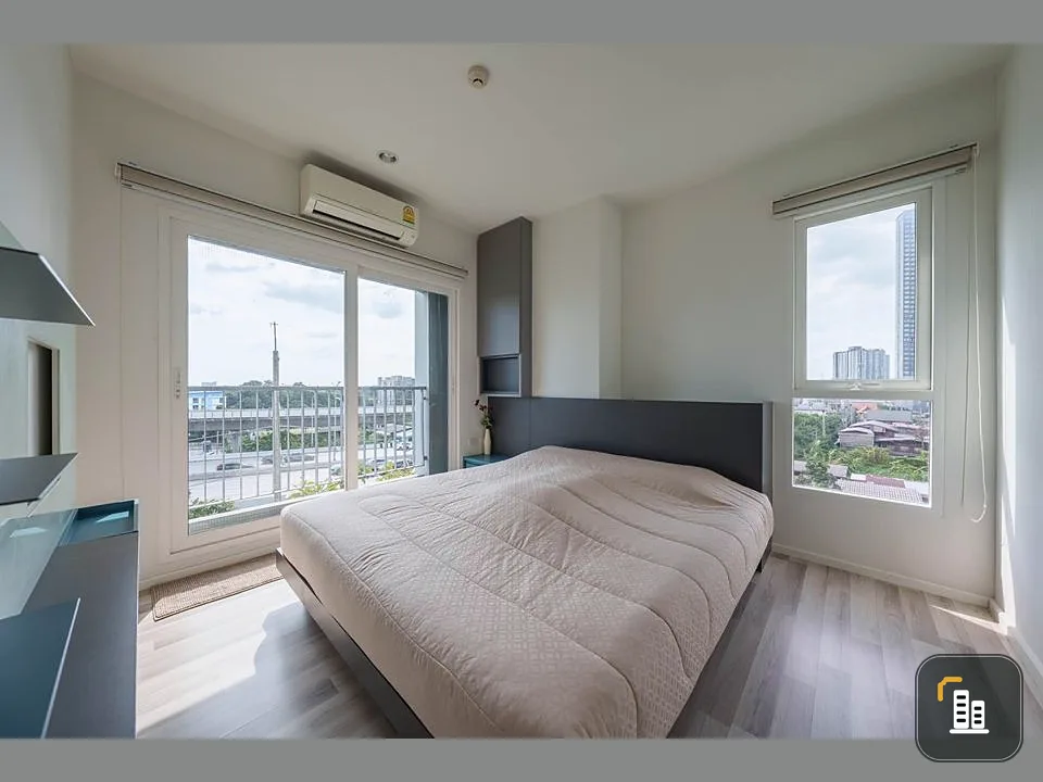 Condo for sale, The Key Wutthakat, corner room, good view, no buildings blocking it, lots of usable space. Hurry and buy it.