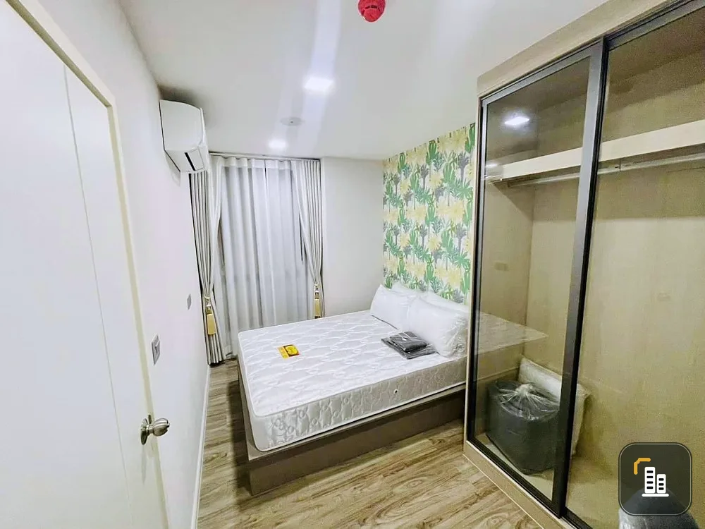 For rent KAVE Salaya, 4th floor, corner room, very private, fully decorated, wallpaper installed throughout the room, book now.