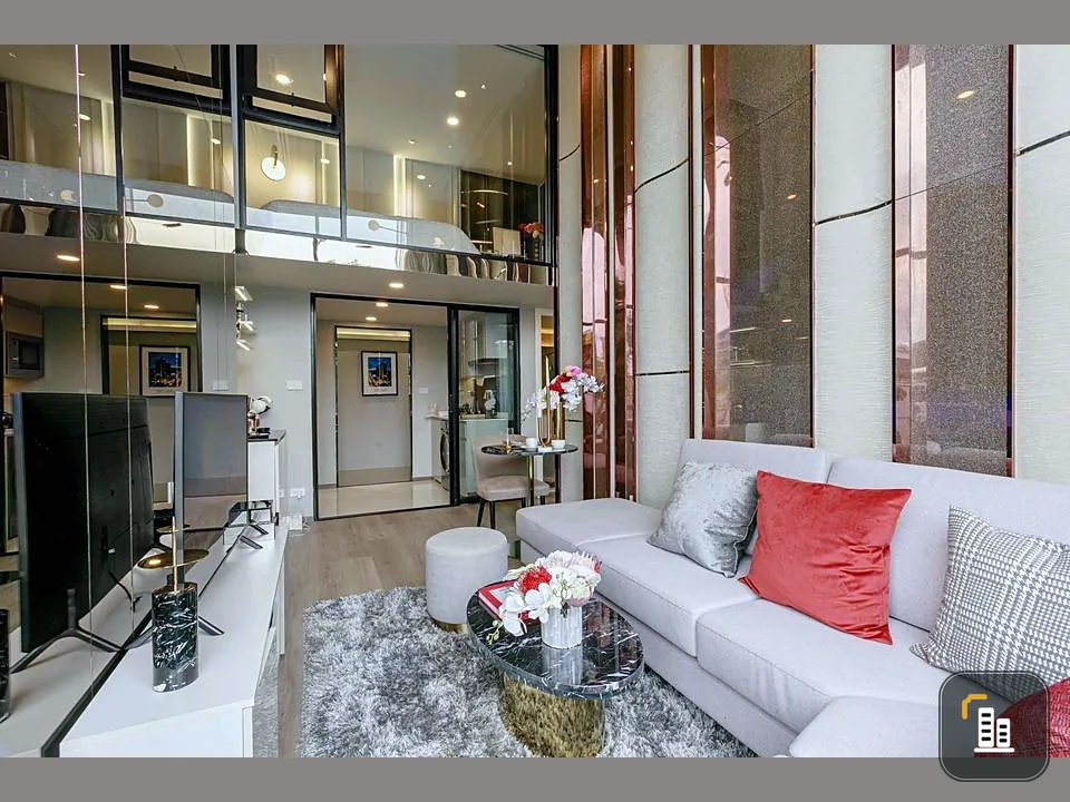 Down payment for sale, SOHO Bangkok Ratchada, 2 bedrooms, 1 bathroom, luxurious Duplex, 10th floor, very good north direction, hurry and reserve now.