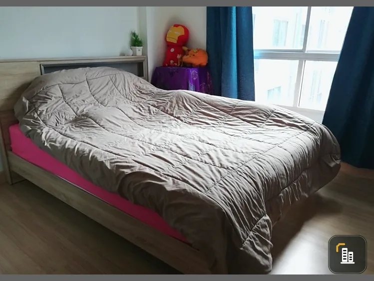 For sale: The Niche ID Serithai. The room is separated into sections. Comes with furniture for free in the whole room. Hurry and reserve now. Don't wa