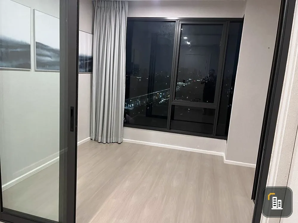 For sale: Ciela Sripatum, empty room, BTS view, good price, room decorations, the room should not be missed. Hurry and reserve now.