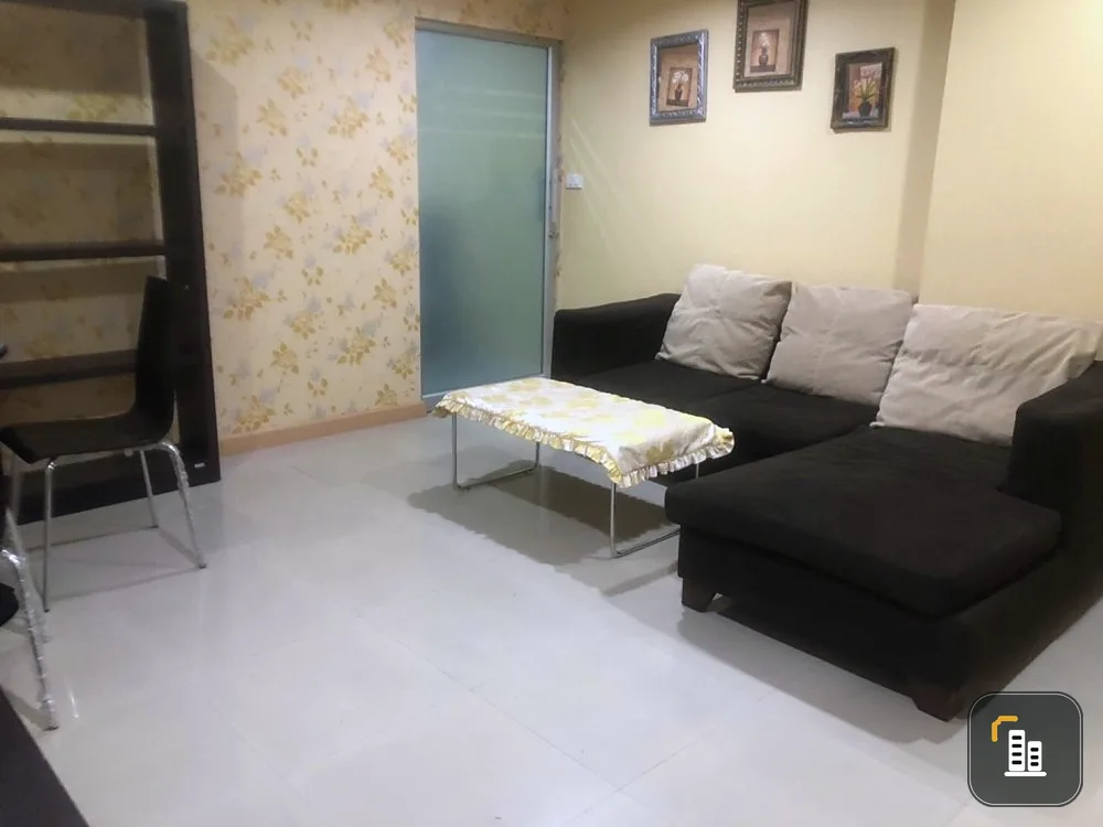 Ngamwadee Place for sale, 2nd floor, complete with furniture and electrical appliances. Book now, don't wait, hurry.
