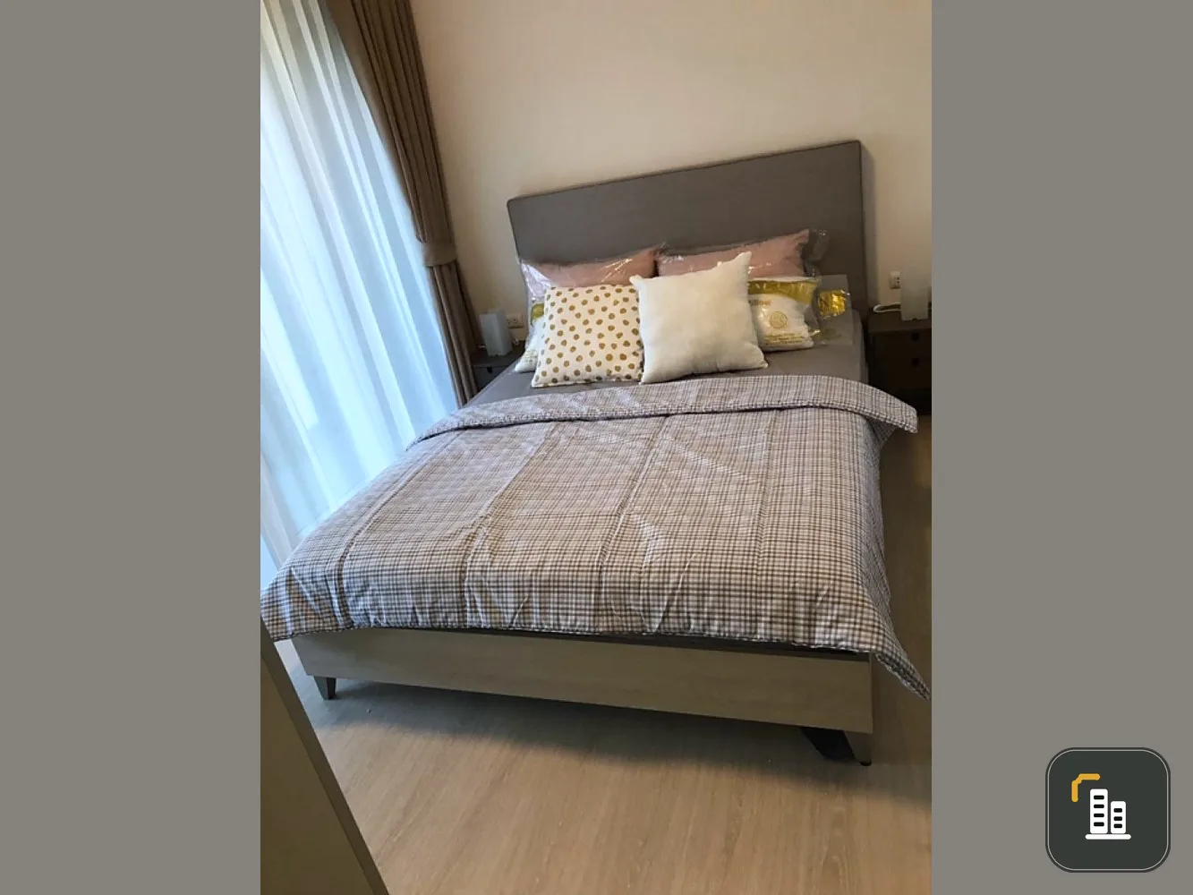 For sale: Chapter One Eco Ratchada-Huai Khwang, 2 bedrooms, complete electrical appliances. Make a reservation and you won't be disappointed for sure.