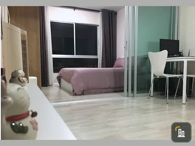 For sale/rent Plum Condo Laemchabang, nice partitioned room, fully furnished, good price, reserve now.