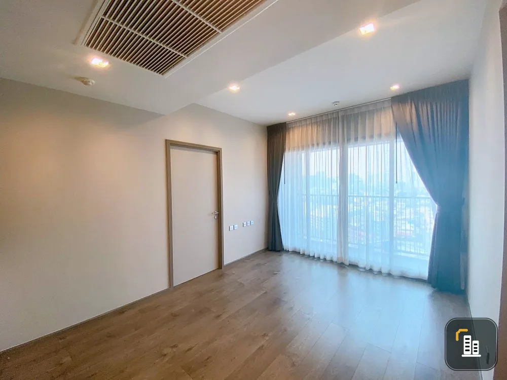 For sale: Whizdom Avenue Ratchada-Ladprao, empty room, separated into sections. If you don't make a reservation, you'll miss a lot.