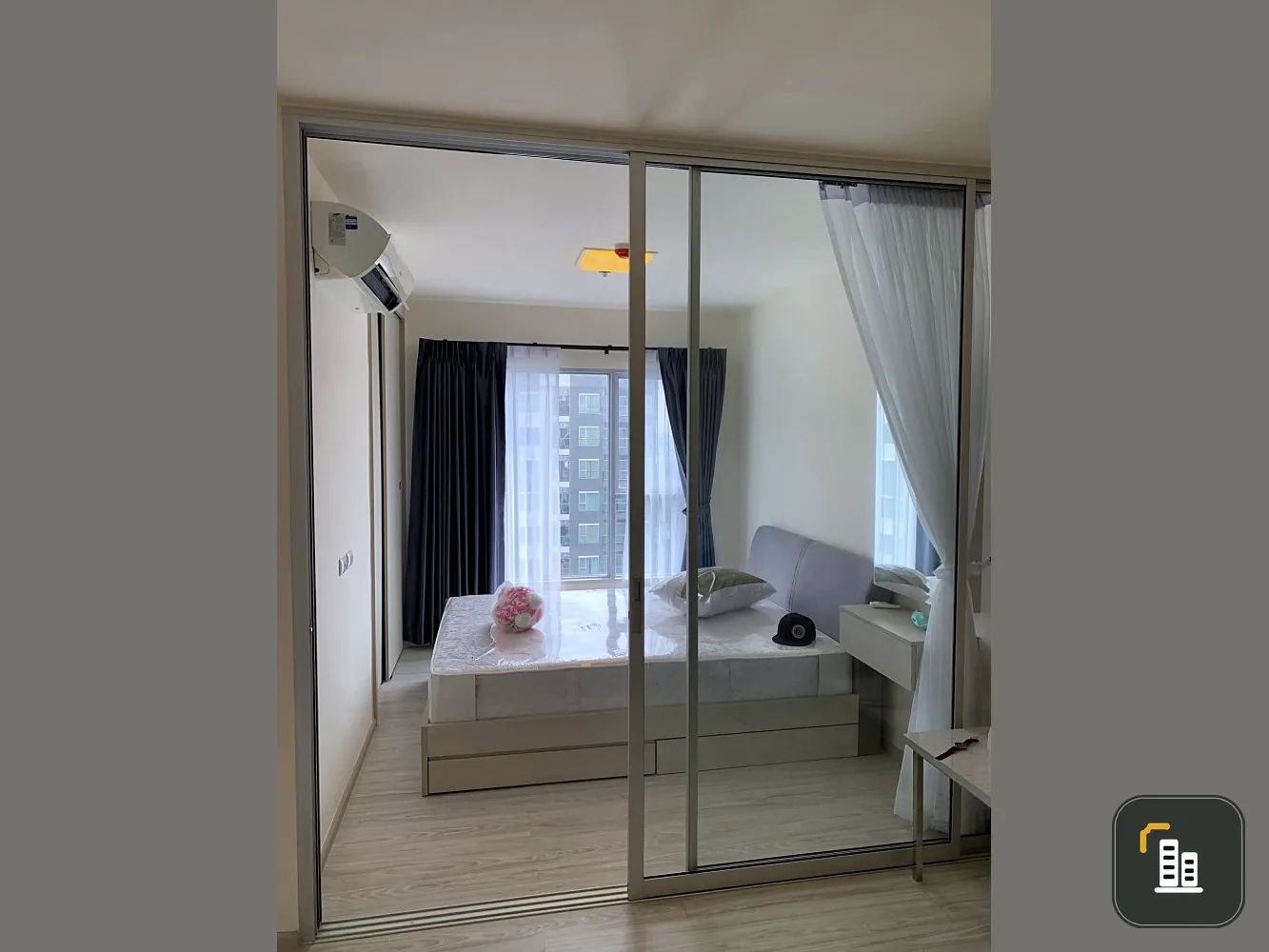 For sale, for rent, Aspire Rattanathibet, 2 high floors, partitioned room, complete electrical appliances. Don't just look, hurry and reserve now.