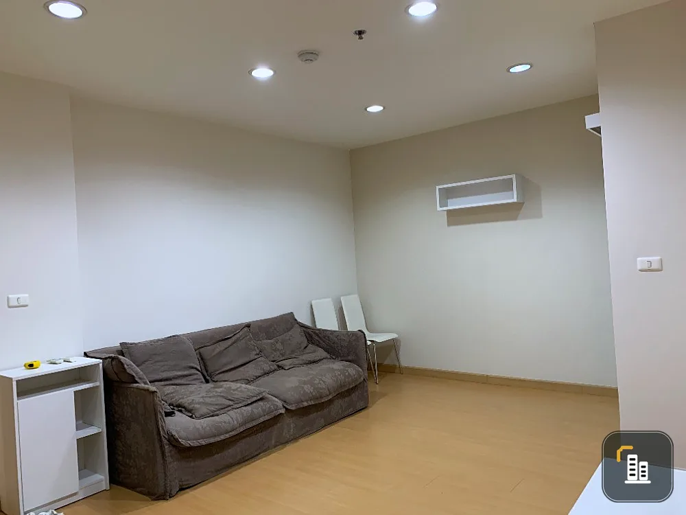 For sale: Life at BTS Tha Phra, 7th floor, good view, no buildings blocking it, fully furnished, nice to live in. Book now, hurry.