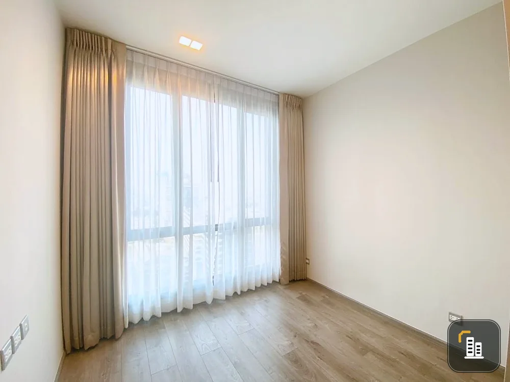 For sale Whizdom Avenue Ratchada - Ladprao, 16th floor, corner room with privacy, good price, buy now.