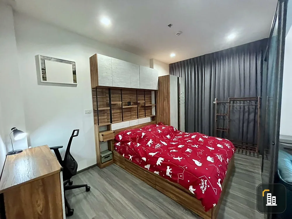 For sale/rent The Rich@Sathorn-Taksin The room is decorated and ready to move in. Excellent built-in furniture. You can just come and stay.