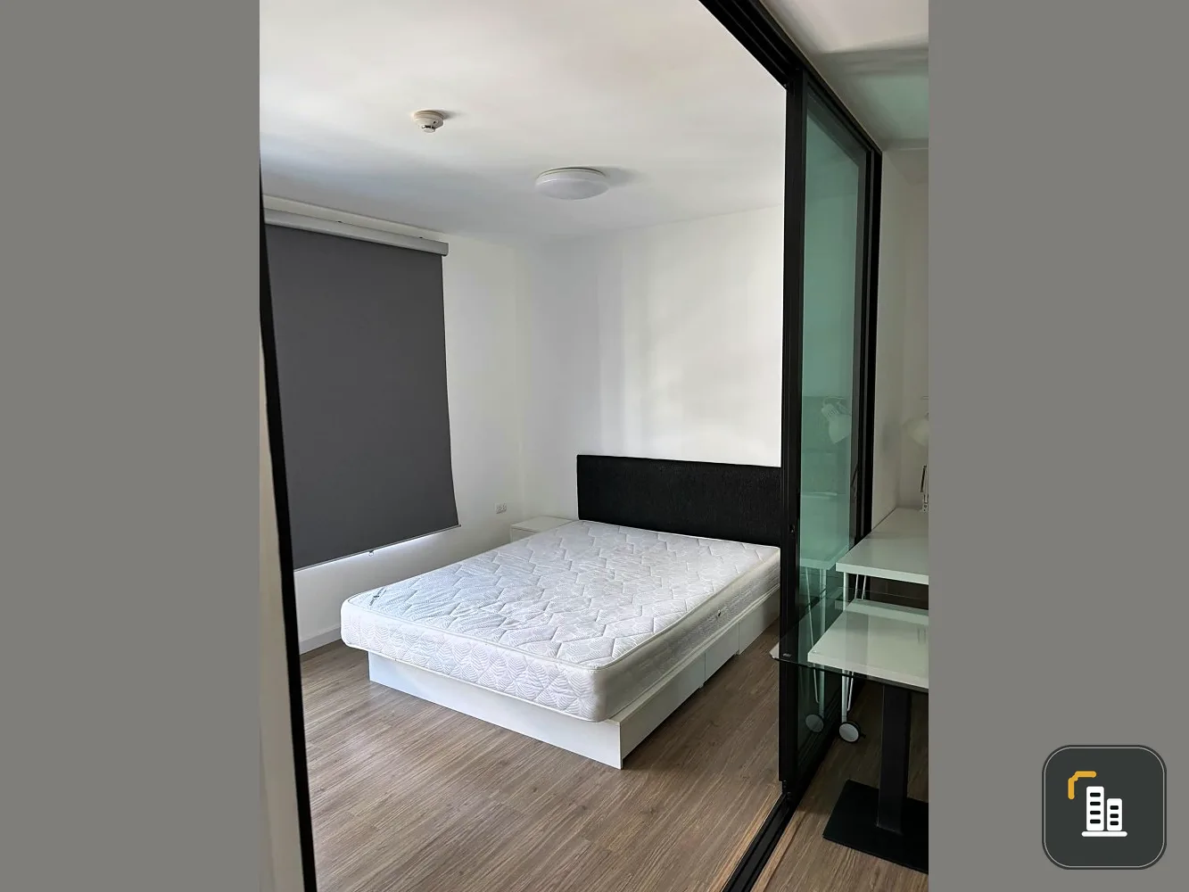 For sale: Icondo salaya, 6th floor, fully furnished, great pool view, not hot room, very comfortable bed. Hurry and reserve now.