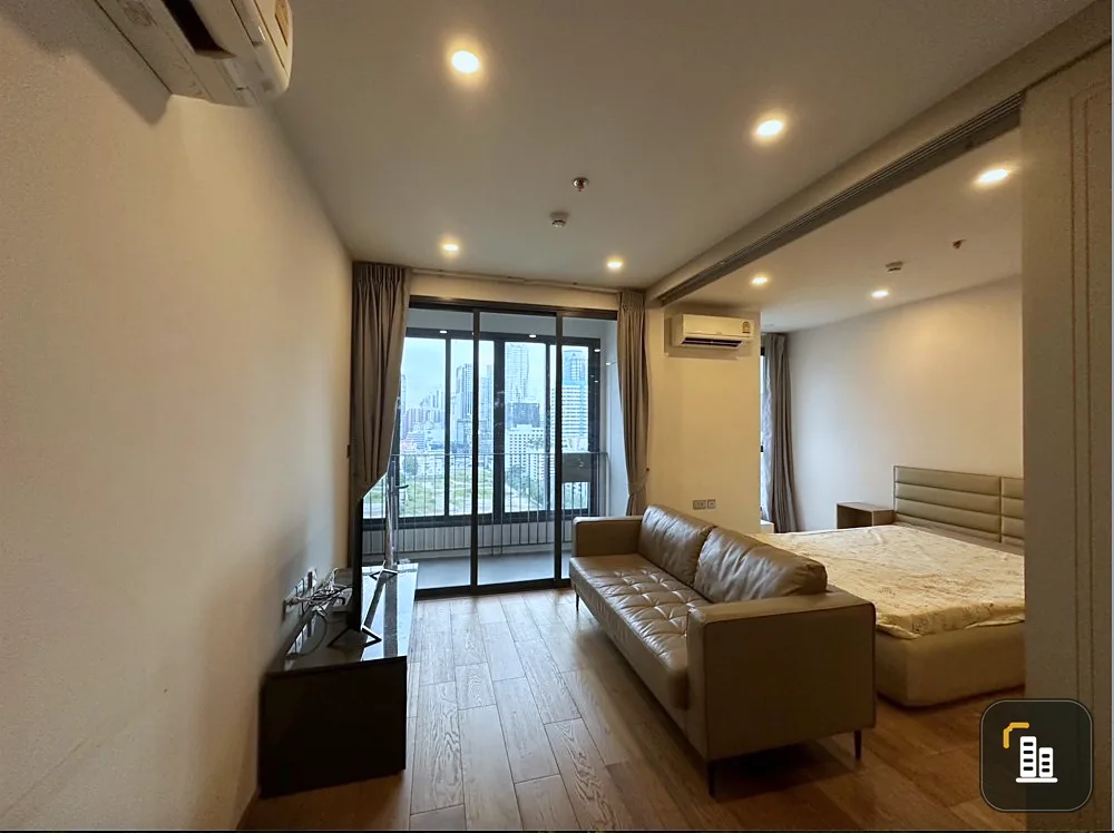 For rent Q Chidlom-Phetchaburi The room is ready to move in. Complete facilities Hurry and reserve now. Don't miss it.