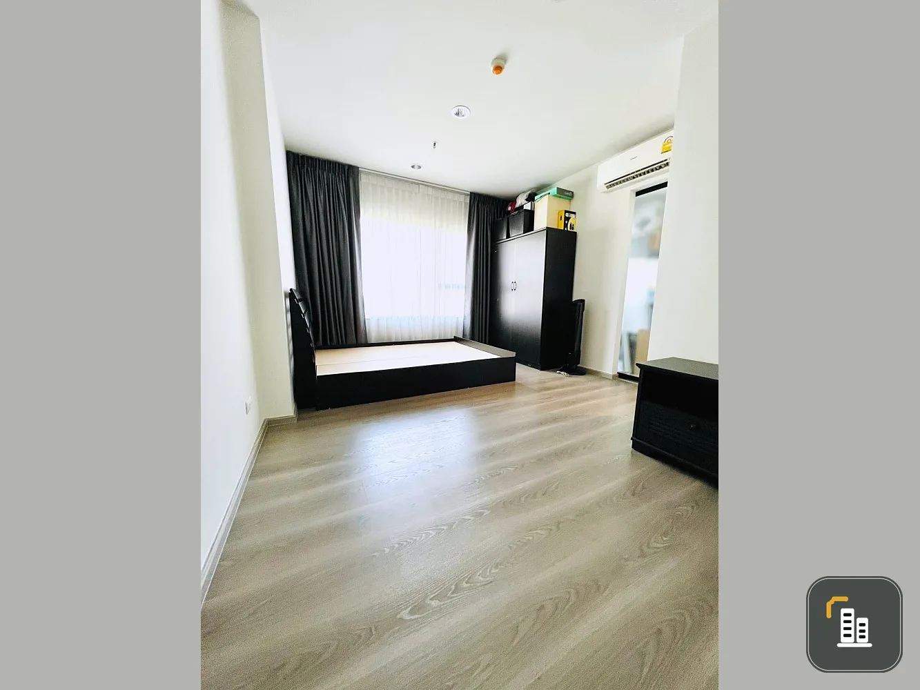 For rent Aspire Sathorn - Taksin (Copper Zone), room ready to move in with separate kitchen, good like this, reserve now.