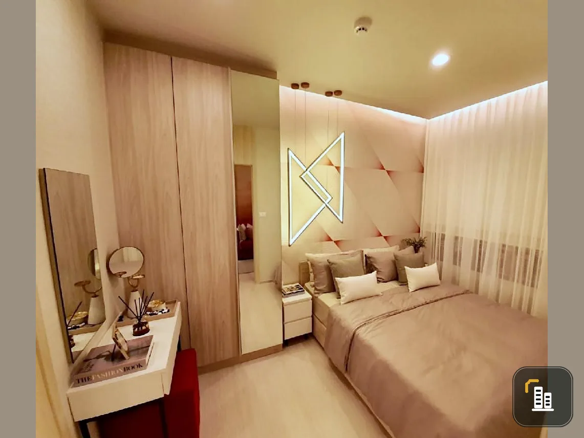 Down payment for sale, New Noble Ratchada - Lat Phrao, 1 bedroom, pool view, 9th floor, great price, hurry and reserve it before you miss out.