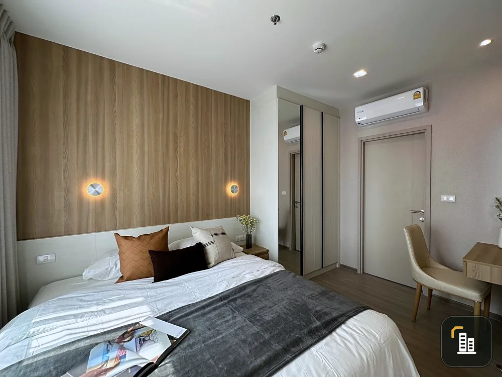 For sale, for rent, The Base Phetchaburi - Thonglor, has privacy, 15th floor, well furnished, hurry and reserve quickly.