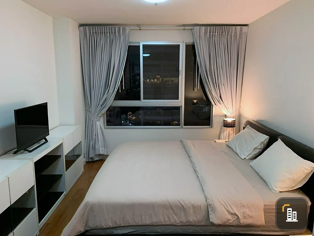 For rent: For rent One X Sukhumvit 26, spacious room, fully decorated, 24th floor, fully decorated, nice to live in. Book now, don't miss it.