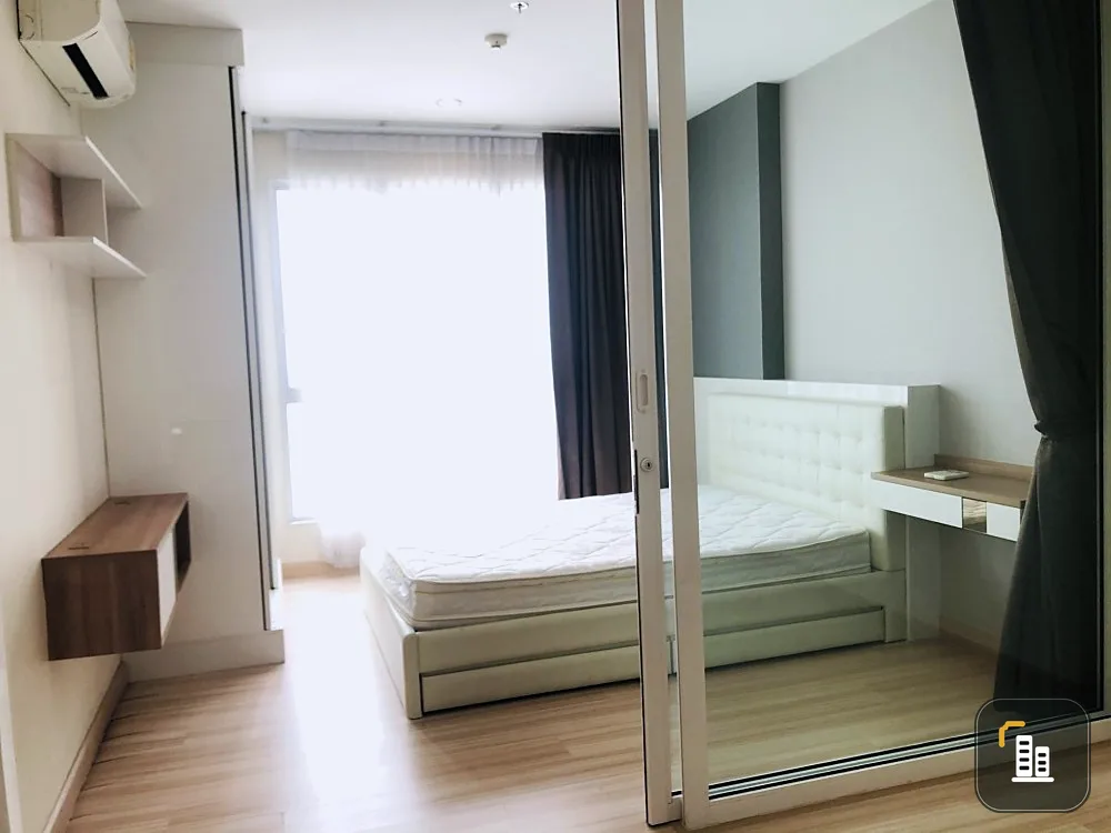 For sale: The Hotel Service, separated rooms. Complete set of furniture Don't just look, hurry and reserve now.