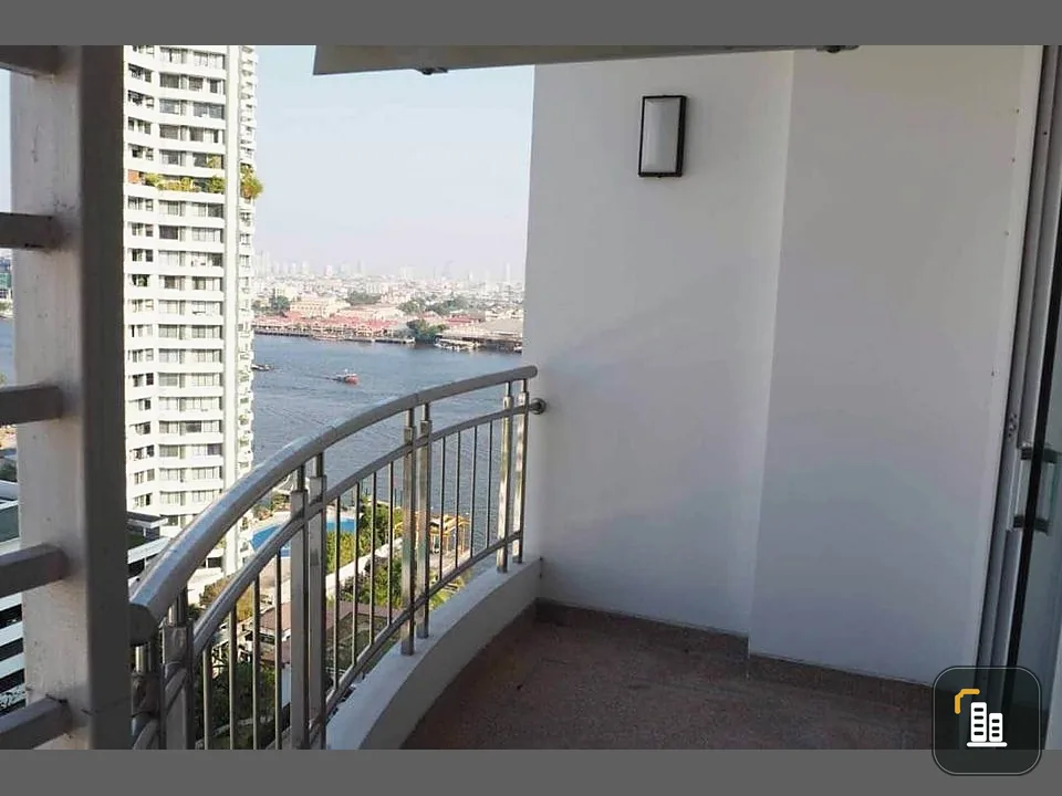 Supalai River Resort for sale, 17th floor, great view, nice bedroom, good furniture. Can't reserve anymore.