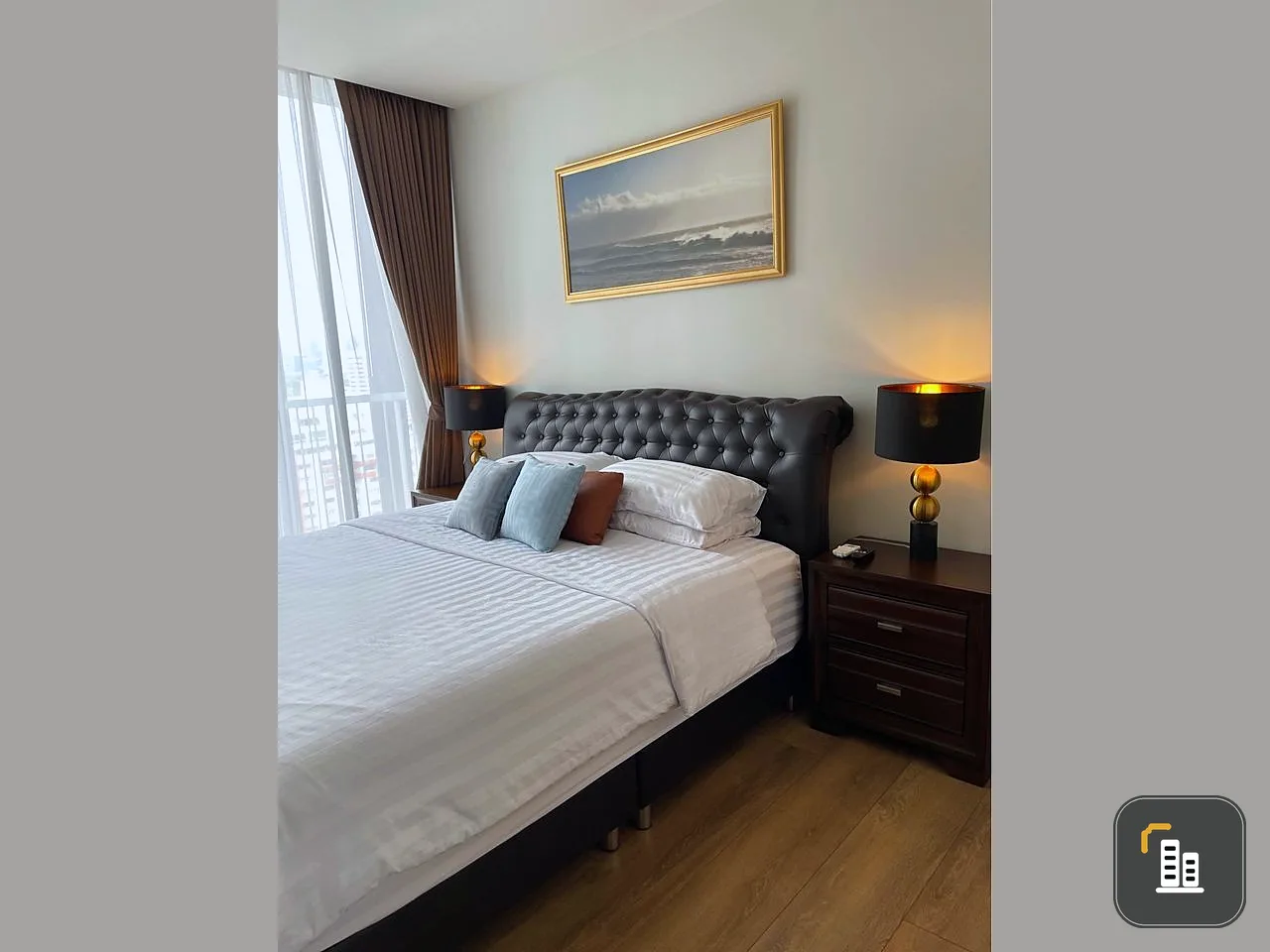 Condo for rent or sale, Park 24 Origin Phrom Phong, decorated with awesome built-ins, extremely spacious, this good, don't miss it.
