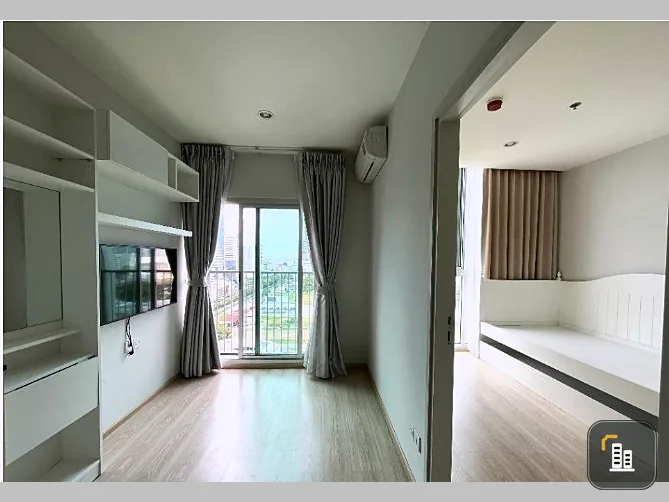 For sale: Noble Revolve Ratchada, beautiful corner room, ready to move in. There is privacy. Reserve now.