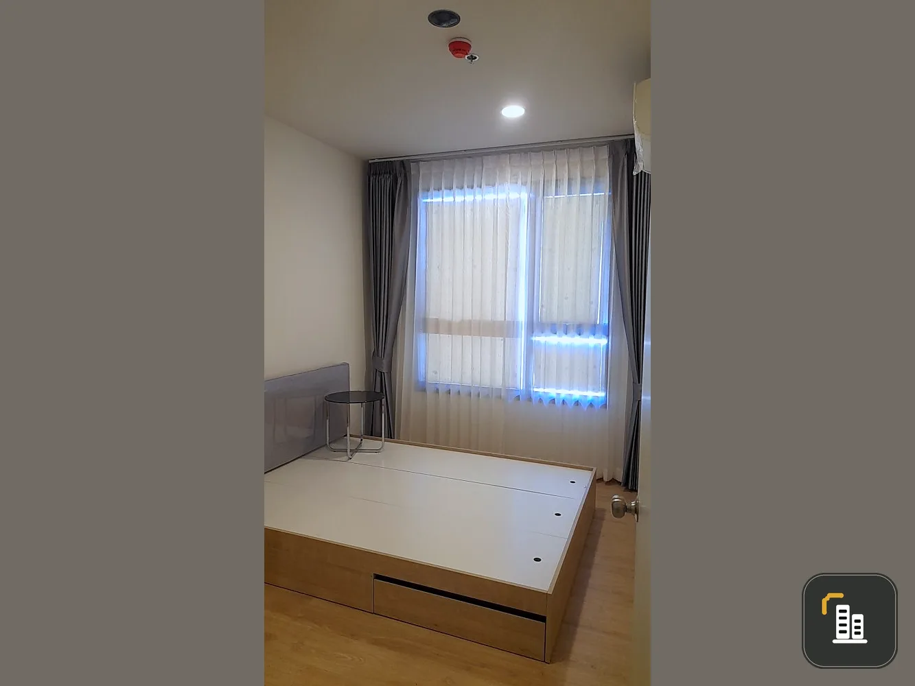 For rent Chewathai Kaset Nawamin, 23rd floor, very good atmosphere. Fully furnished Decorated simply and pleasantly, don't miss it.