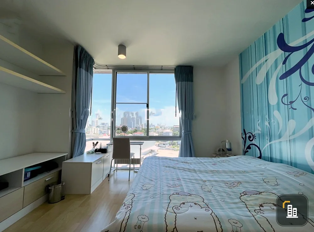 Condo for sale: The Iris Rama 9-Srinakarin. Balcony facing north, ready to move in. Don't wait, hurry.